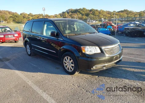 2015 Chrysler Town & Country Touring из США, поврежденный, VIN 2C4RC1BG5FR611364